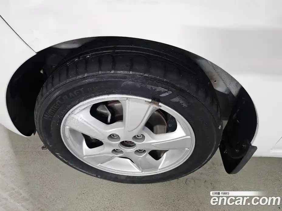 Chevrolet Spark 2014 1.0 Автомат в Москве № 354879, фото 16