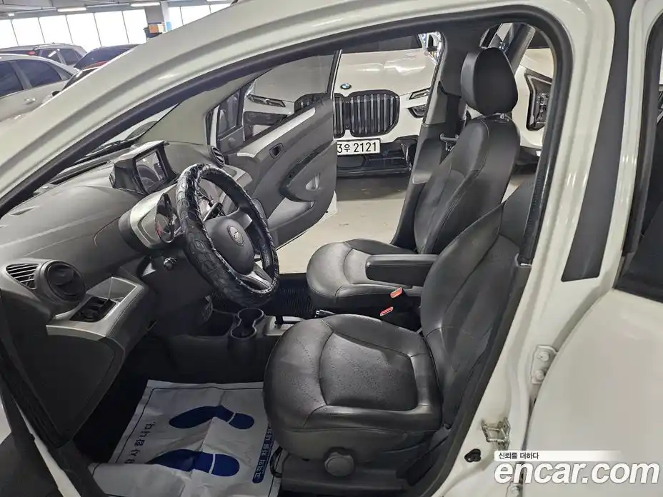 Chevrolet Spark 2014 1.0 Автомат в Москве № 354879, фото 7