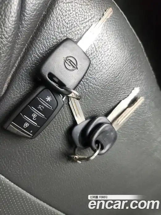 SsangYong Musso 2004 3.2 Автомат в Москве № 36459, фото 12