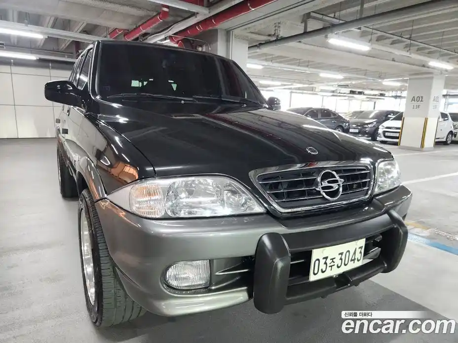 SsangYong Musso 2004 3.2 Автомат в Москве № 36459, фото 3