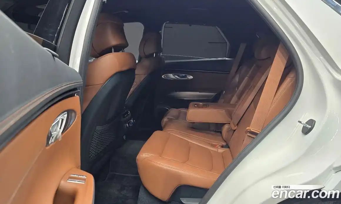 Genesis GV70 2022 2.5 Автомат в Москве № 364615, фото 20