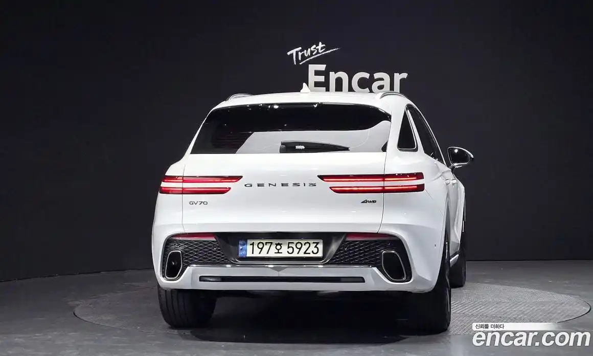 Genesis GV70 2022 2.5 Автомат в Москве № 364615, фото 4