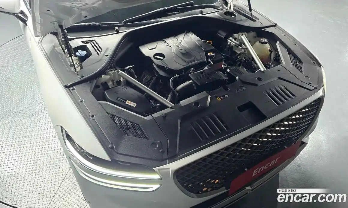 Genesis GV70 2022 2.5 Автомат в Москве № 364615, фото 6