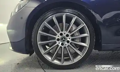 Mercedes-Benz E-Class 2022 2.0 Автомат в Москве № 372325, миниатюра 4