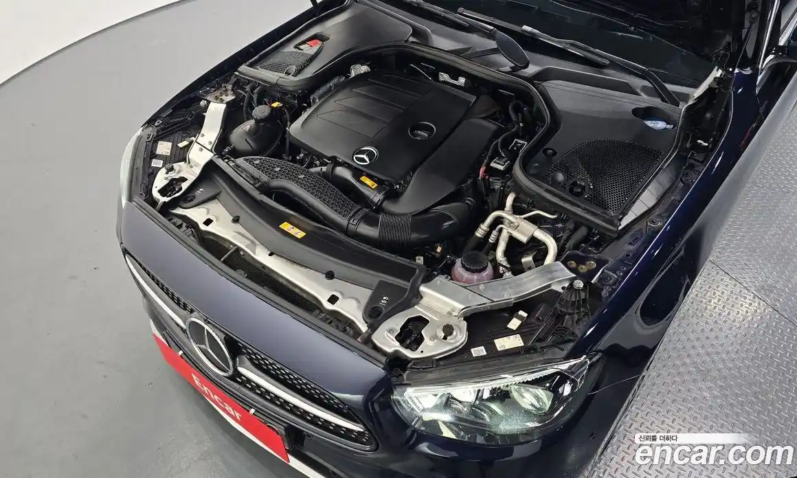 Mercedes-Benz E-Class 2022 2.0 Автомат в Москве № 372325, фото 5