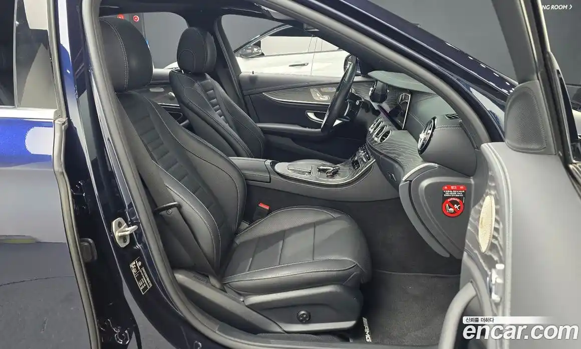 Mercedes-Benz E-Class 2022 2.0 Автомат в Москве № 372325, фото 9