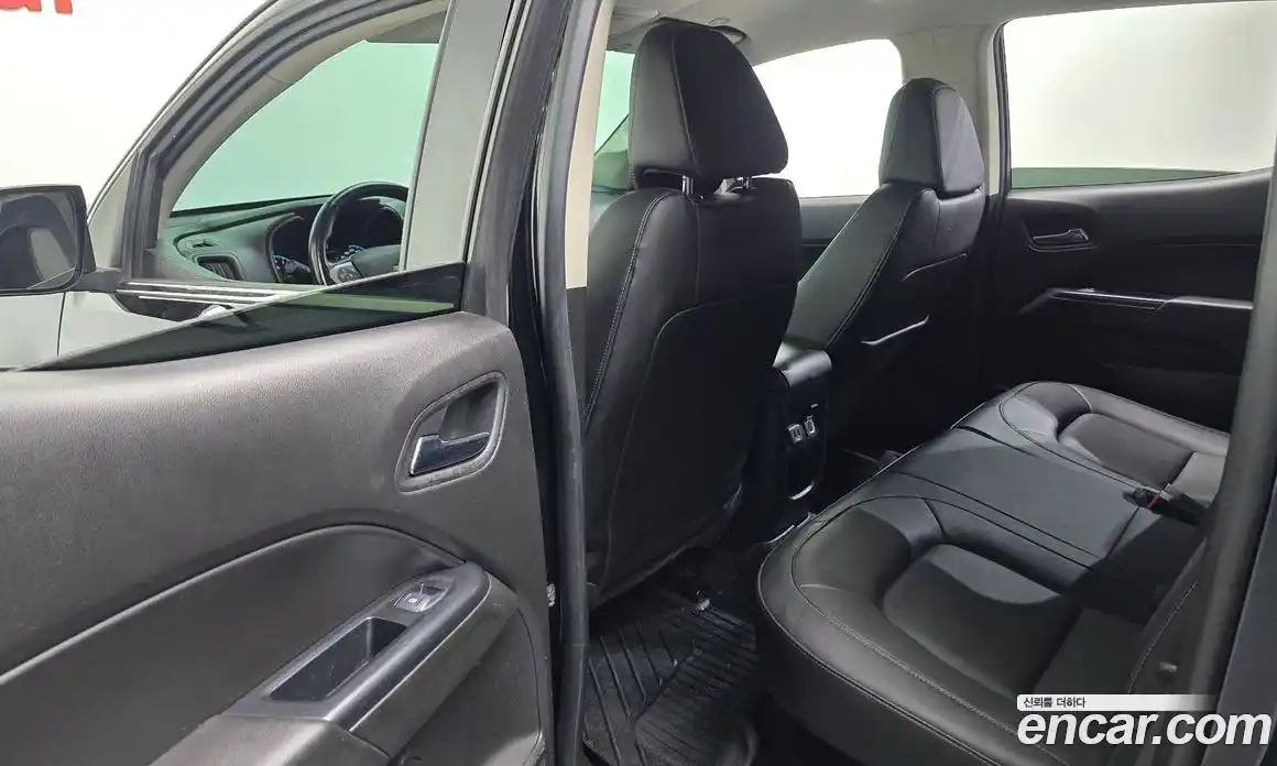 Chevrolet Colorado 2021 3.6 Автомат в Москве № 37355, фото 6