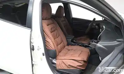 Toyota Prius 2017 1.8 Автомат в Москве № 384131, миниатюра 11