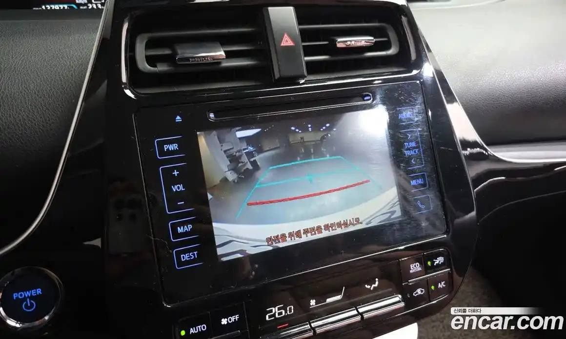 Toyota Prius 2017 1.8 Автомат в Москве № 384131, фото 15