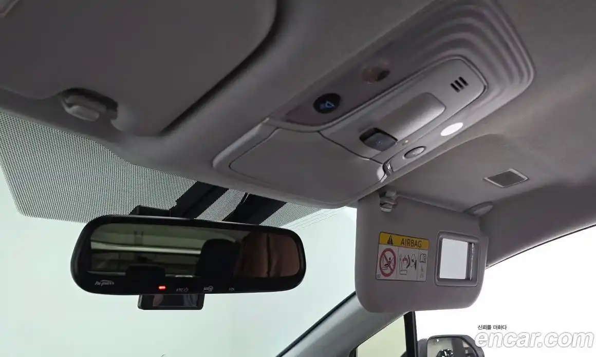 Toyota Prius 2017 1.8 Автомат в Москве № 384131, фото 18