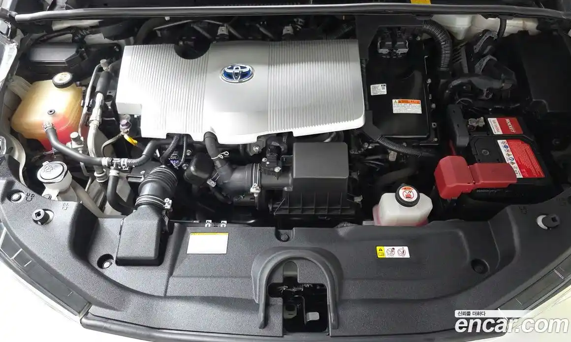 Toyota Prius 2017 1.8 Автомат в Москве № 384131, фото 5