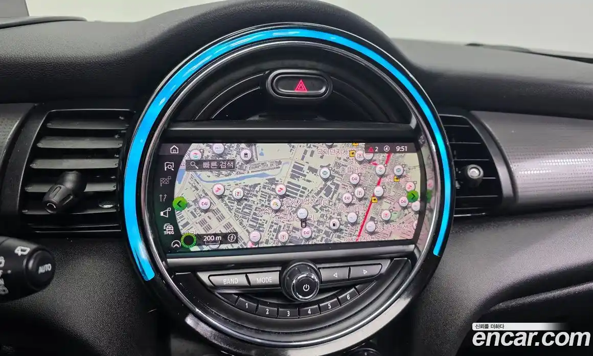 Mini Cooper 2021 1.5 Автомат в Москве № 392610, фото 14