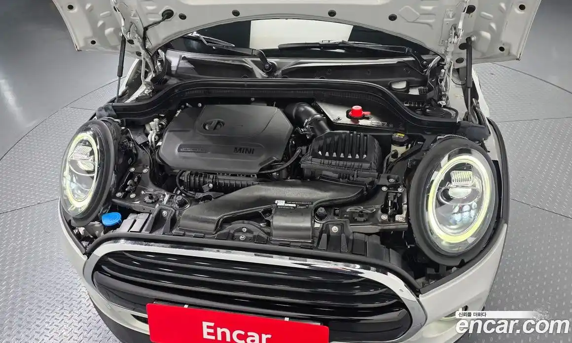 Mini Cooper 2021 1.5 Автомат в Москве № 392610, фото 6