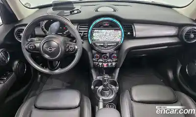 Mini Cooper 2021 1.5 Автомат в Москве № 392610, миниатюра 7