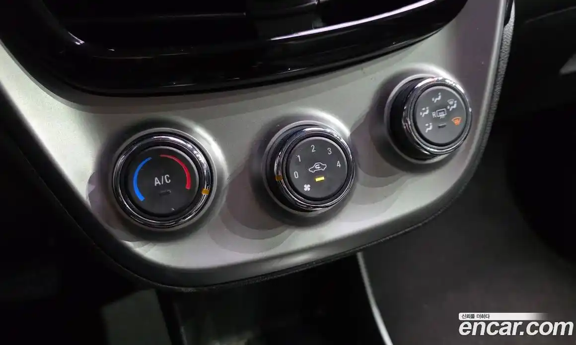 Chevrolet Spark 2016 1.0 Автомат в Москве № 40363, фото 18