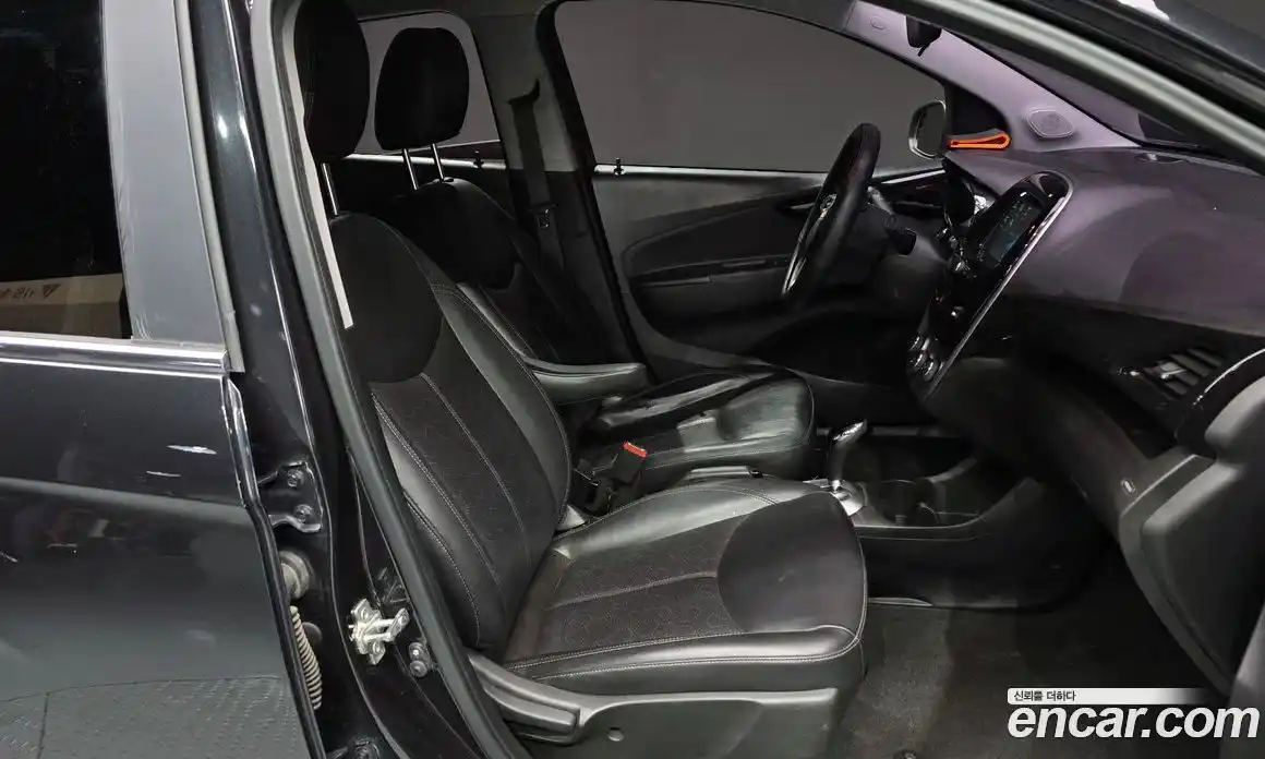 Chevrolet Spark 2016 1.0 Автомат в Москве № 40363, фото 10