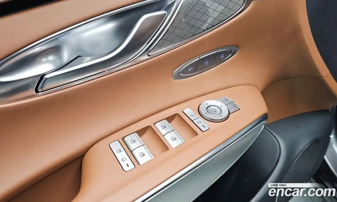 Genesis GV70 2022 2.5 Автомат в Москве № 405045, фото 12