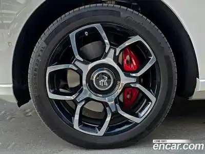 Rolls-Royce Cullinan 2025 6.7 Автомат в Москве № 407299, миниатюра 5