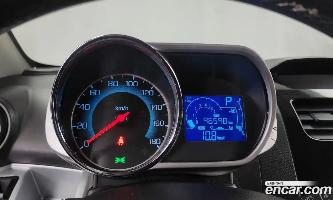 Chevrolet Spark 2015 1.0 Автомат в Москве № 40973, фото 11