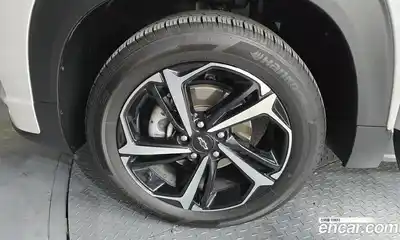 Chevrolet TrailBlazer 2023 1.3 Автомат в Москве № 42332, миниатюра 2