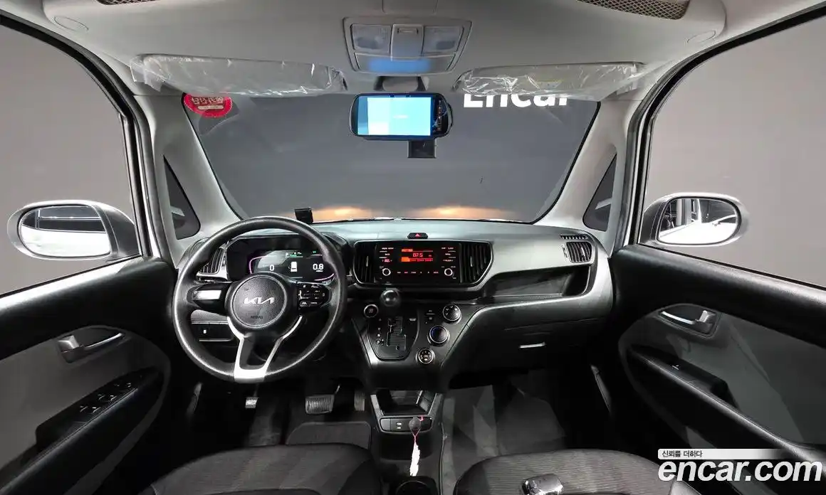 Kia Ray 2023 1.0 Автомат в Москве № 43592, фото 1