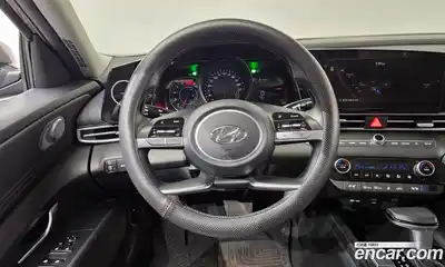 Hyundai Avante 2023 1.6 Автомат в Москве № 44150, миниатюра 7