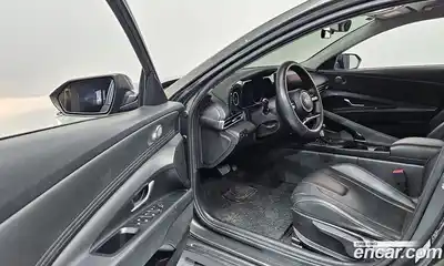 Hyundai Avante 2023 1.6 Автомат в Москве № 44150, миниатюра 9