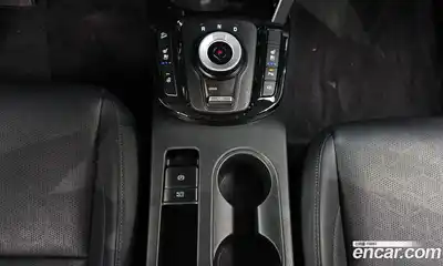 Kia Seltos 2024 1.6 Автомат в Москве № 50912, миниатюра 2