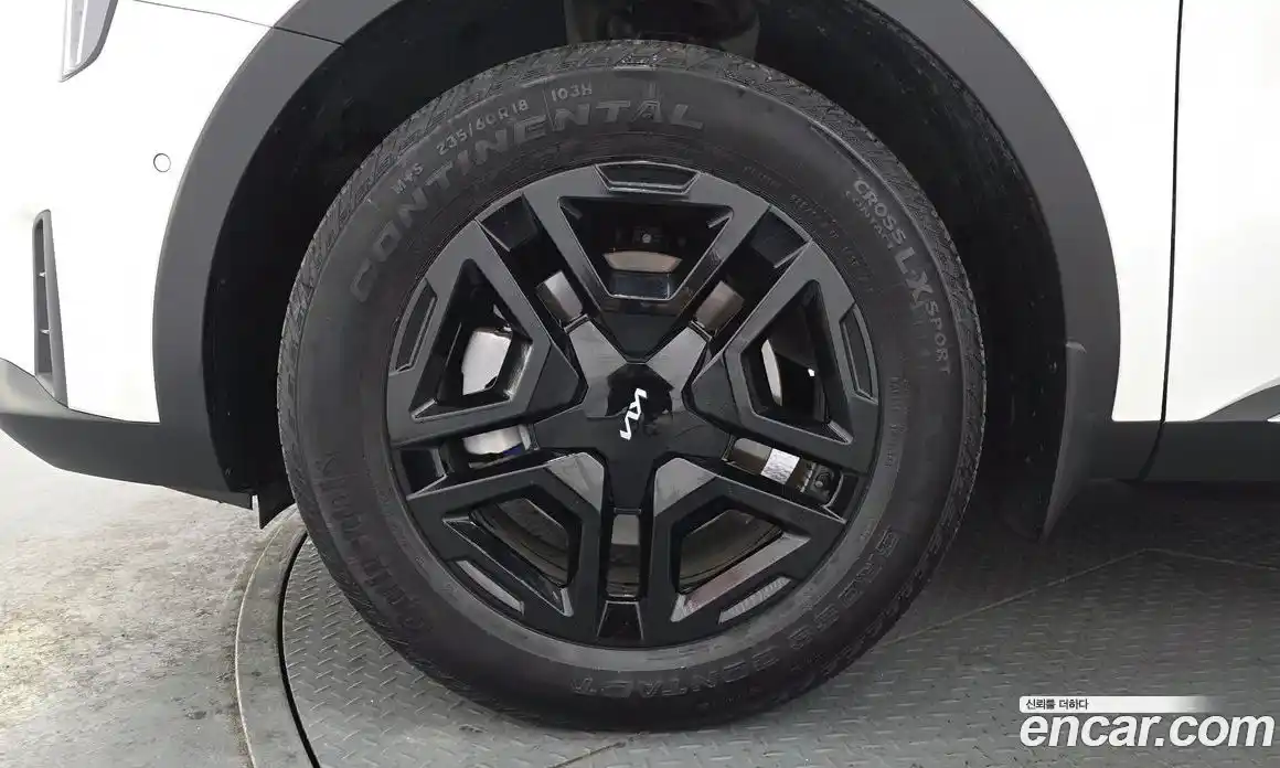 Kia Sorento 2024 1.6 Автомат в Москве № 53374, фото 3