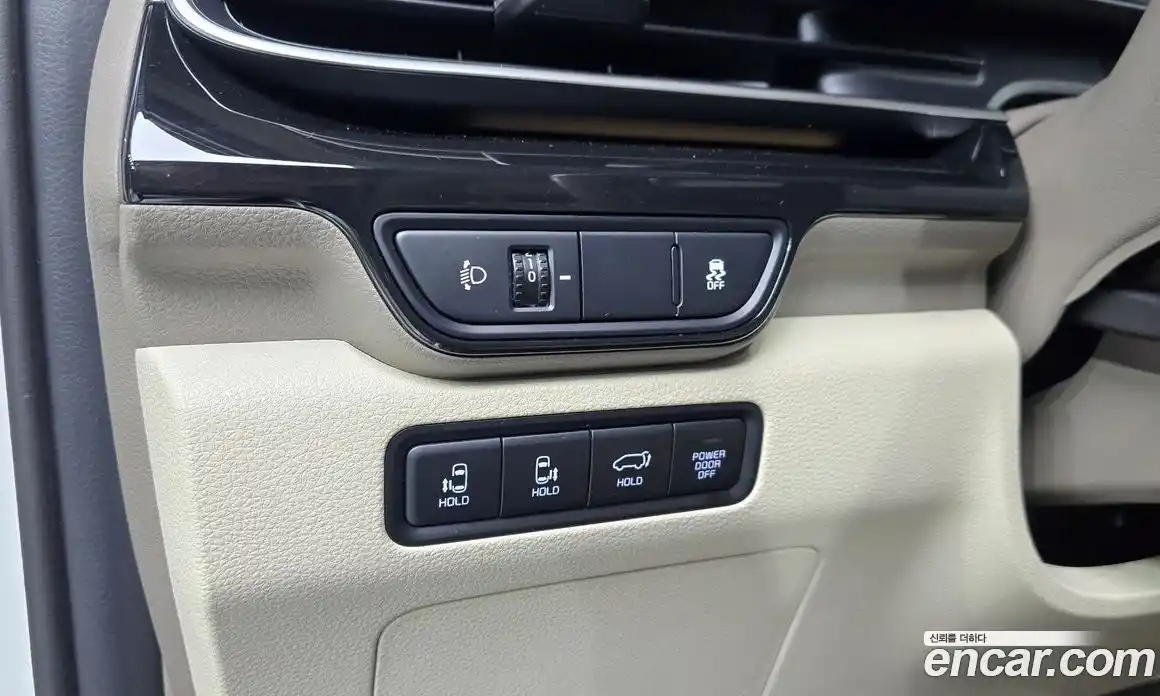 Kia Canival 2025 3.5 Автомат в Москве № 53691, фото 17