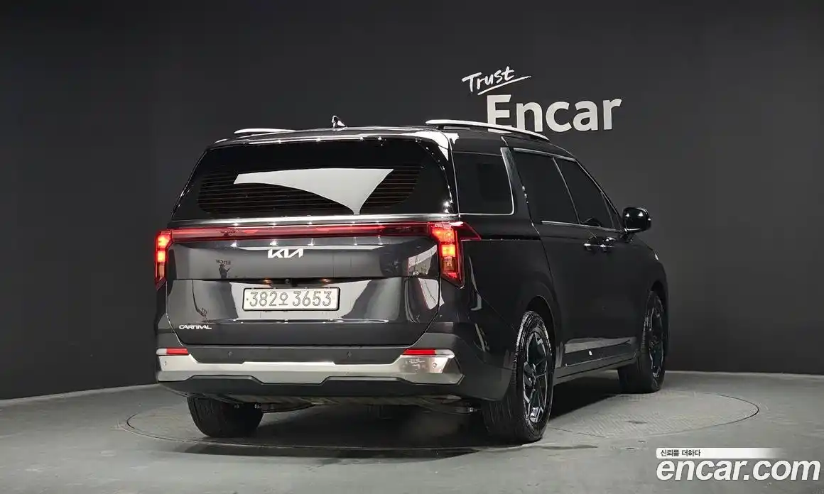 Kia Canival 2025 3.5 Автомат в Москве № 54199, фото 19