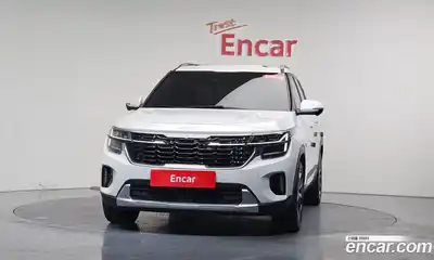 Kia Seltos 2023 1.6 Автомат в Москве № 56194, миниатюра 2