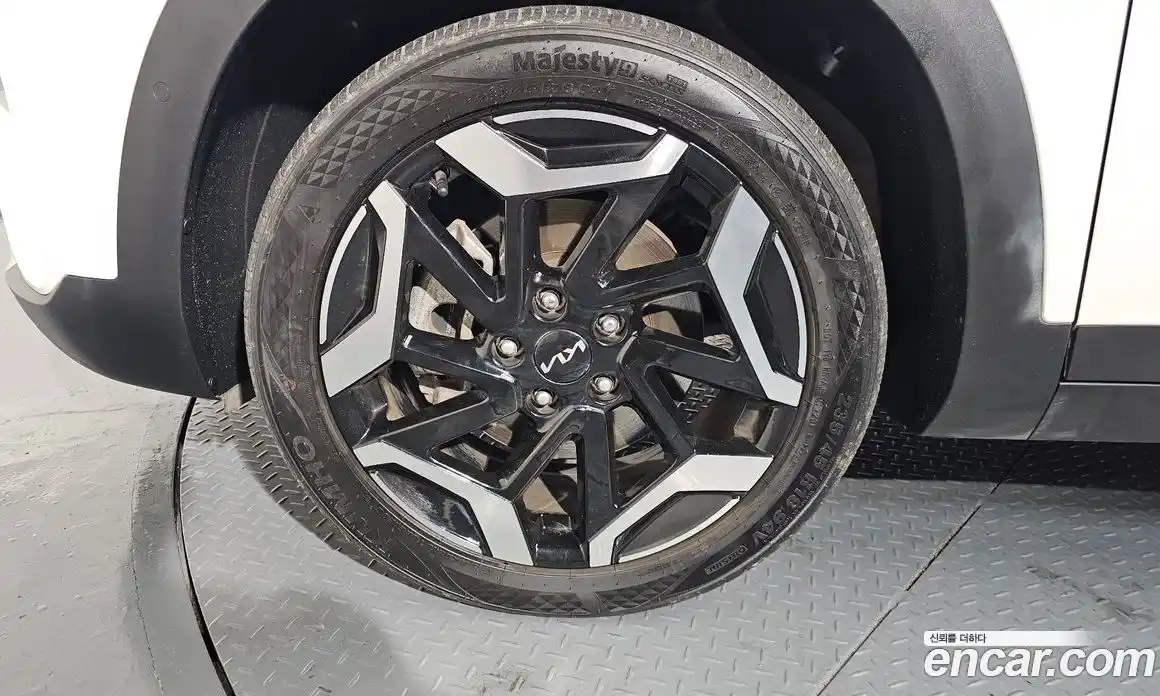 Kia Seltos 2023 1.6 Автомат в Москве № 56194, фото 4