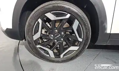 Kia Seltos 2023 1.6 Автомат в Москве № 56194, миниатюра 4