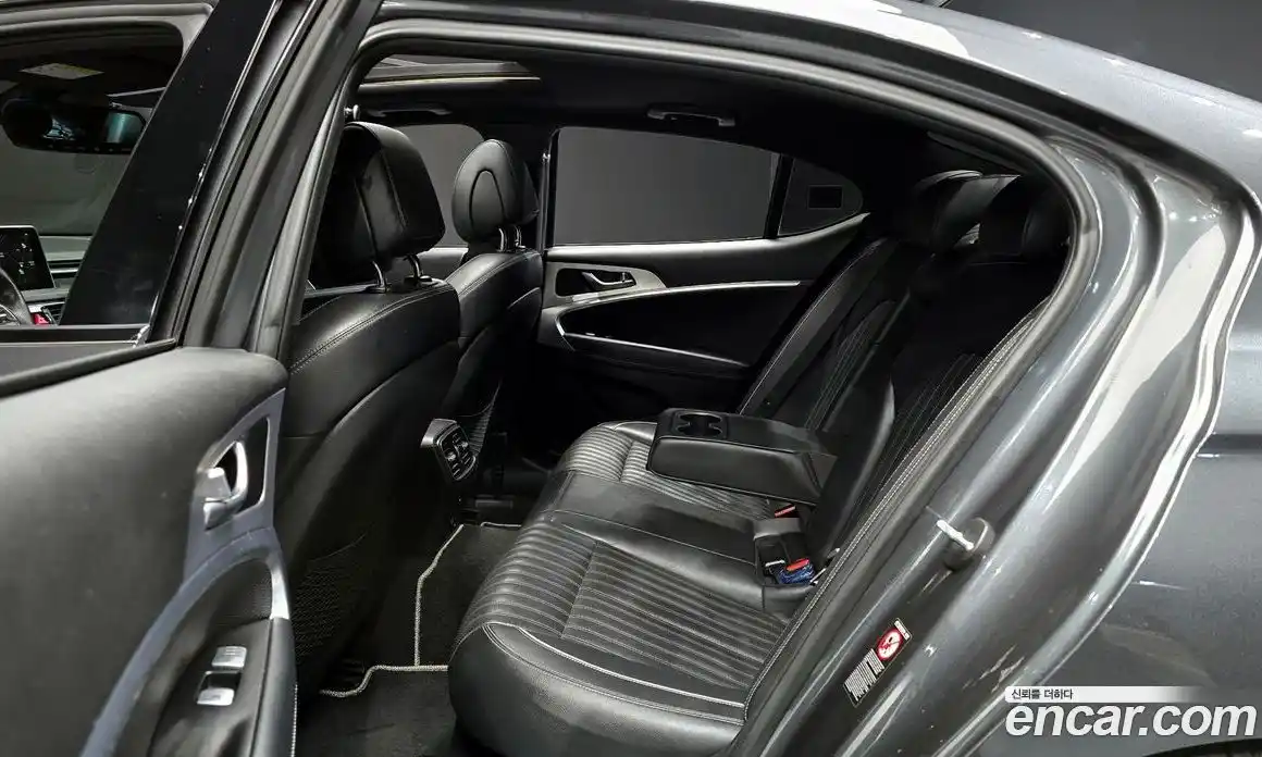 Genesis G70 2019 2.0 Автомат в Москве № 58056, фото 8