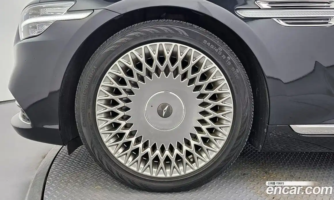 Genesis G90 2019 3.3 Автомат в Москве № 59500, фото 16