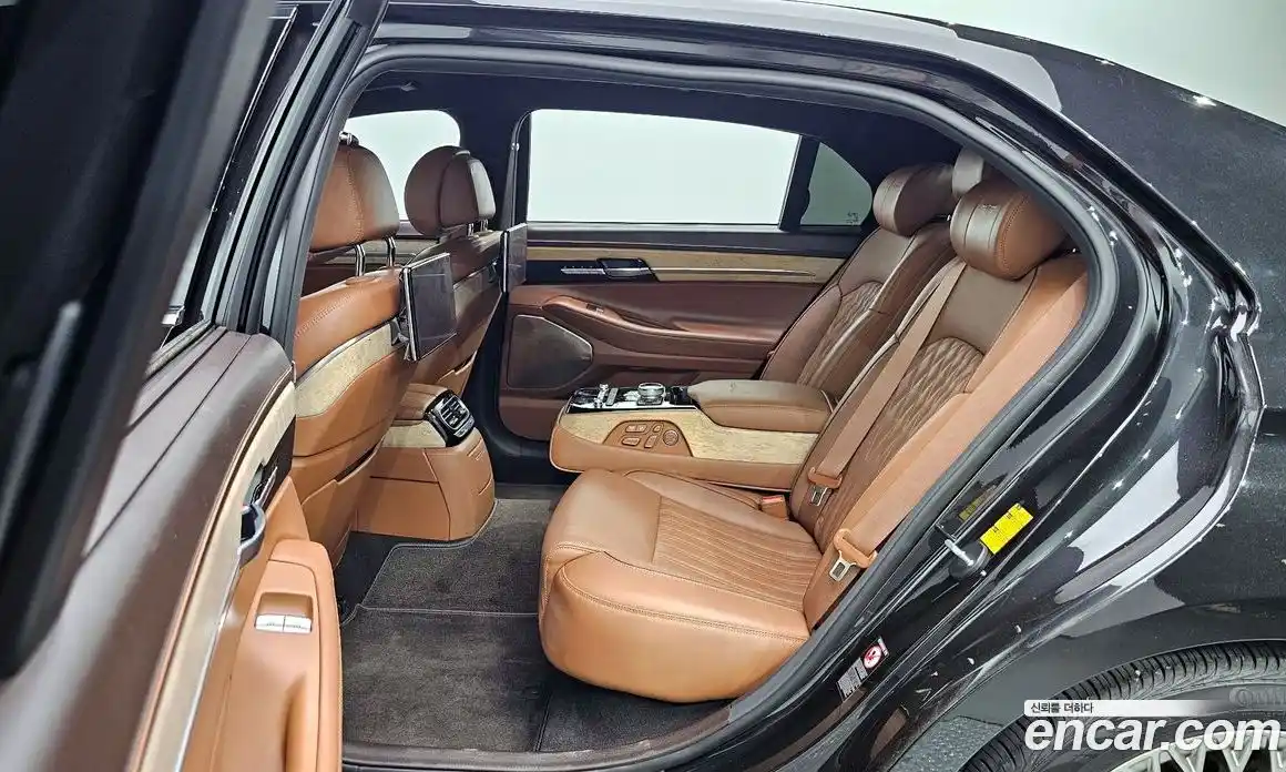 Genesis G90 2019 3.3 Автомат в Москве № 59500, фото 20