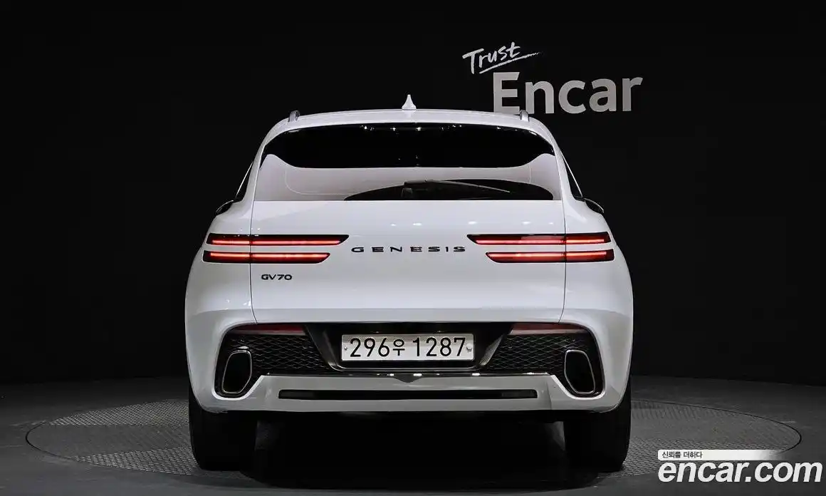 Genesis GV70 2023 2.5 Автомат в Москве № 85271, фото 4