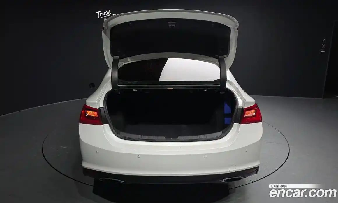 Chevrolet Malibu 2018 2.0 Автомат в Москве № 86096, фото 20