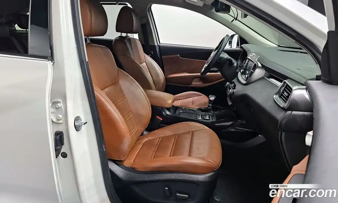 Kia Sorento 2018 2.0 Автомат в Москве № 96108, фото 20