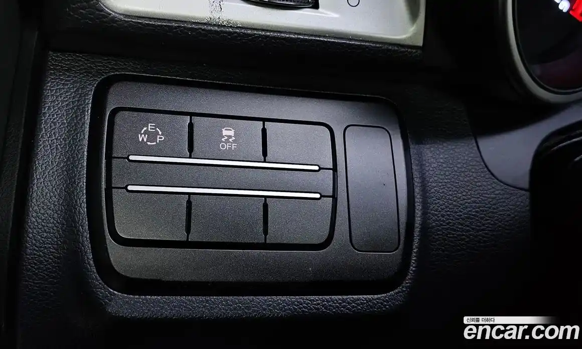 SsangYong TIBOLI 2016 1.6 Автомат в Москве № 98541, фото 6