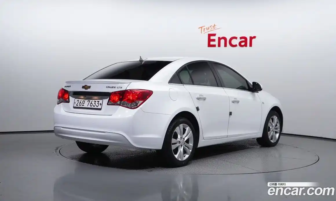 Chevrolet Cruze 2013 1.8 Автомат в Москве № 104681, фото 16