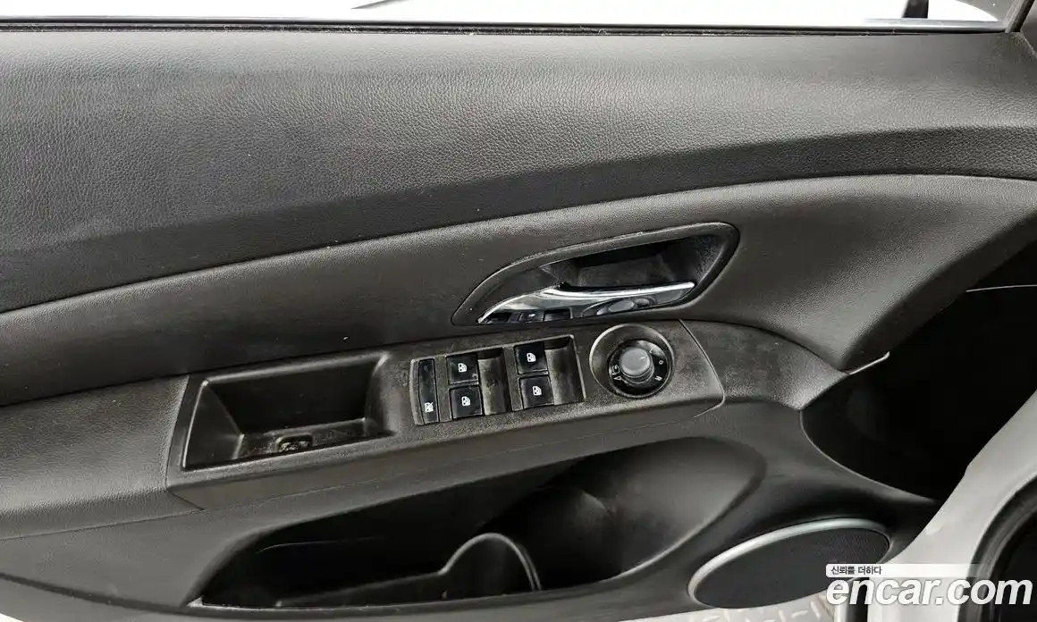 Chevrolet Cruze 2013 1.8 Автомат в Москве № 104681, фото 7