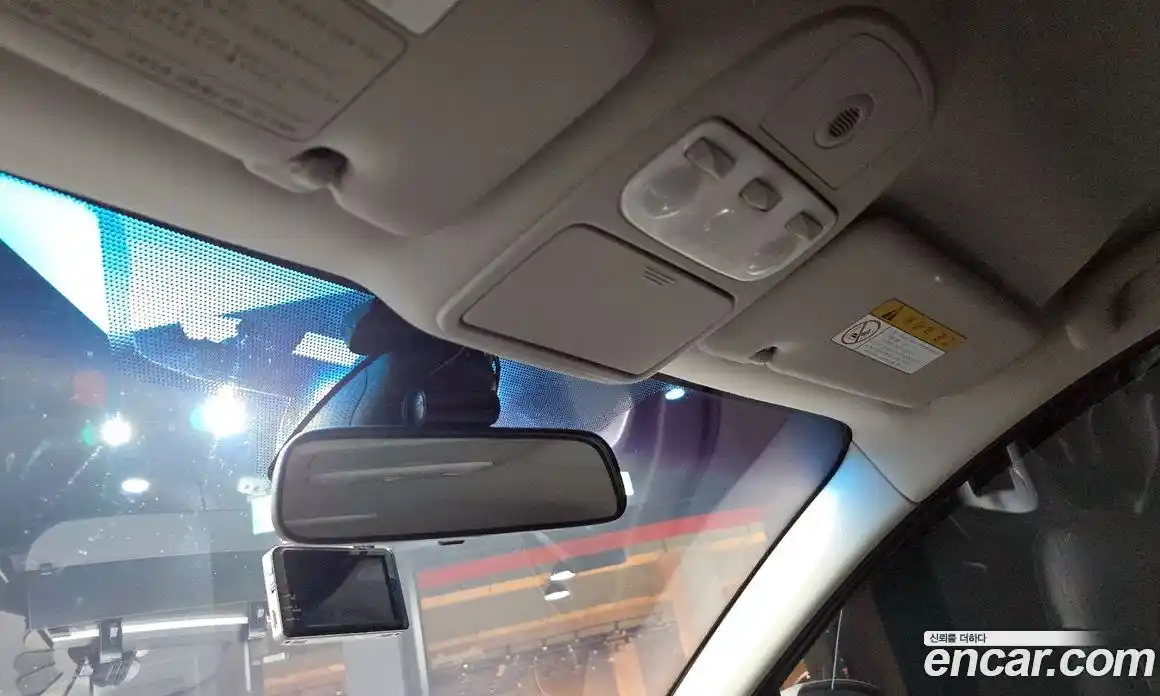 Renault SM3 2010 1.6 Автомат в Москве № 106053, фото 17