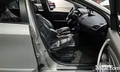 Renault SM3 2010 1.6 Автомат в Москве № 106053, миниатюра 8