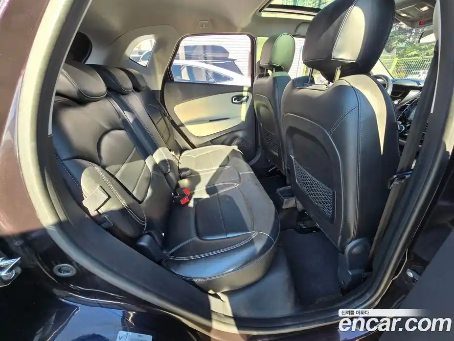 Renault QM3 2018 1.5 Автомат в Москве № 106604, фото 12