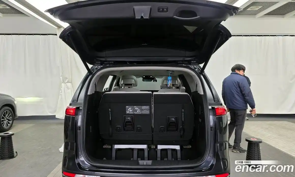 Kia Canival 2021 2.2 Автомат в Москве № 107902, фото 7