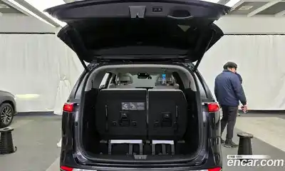 Kia Canival 2021 2.2 Автомат в Москве № 107902, миниатюра 7