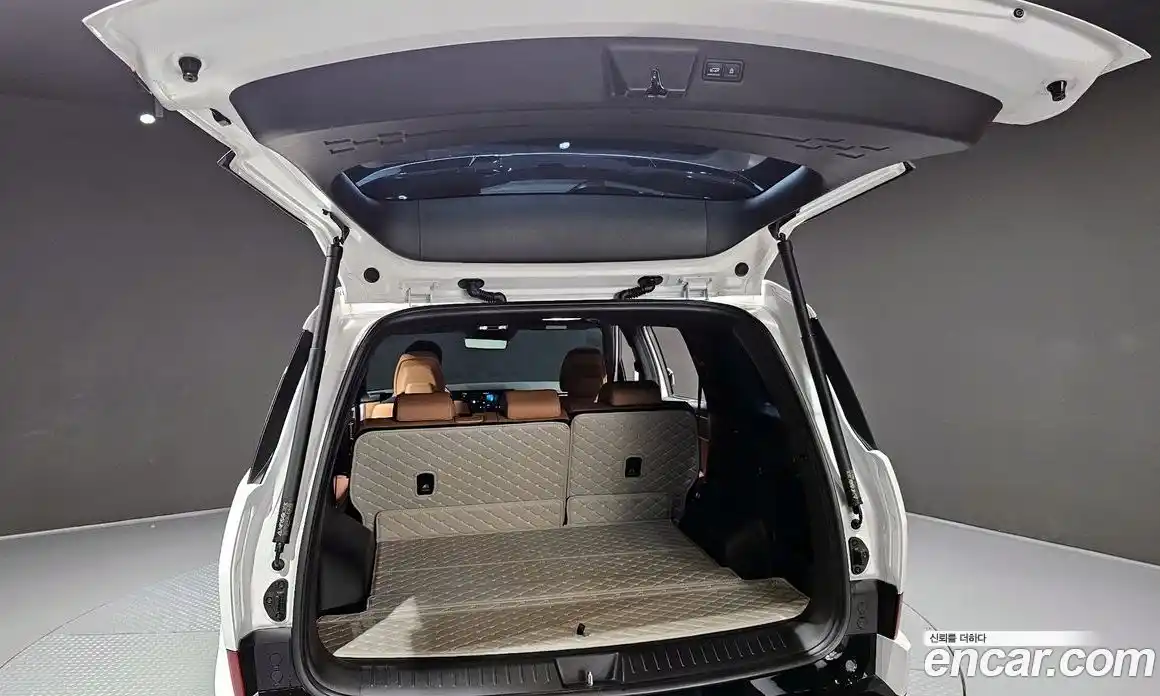 Hyundai Santa Fe 2024 1.6 Автомат в Москве № 109208, фото 4