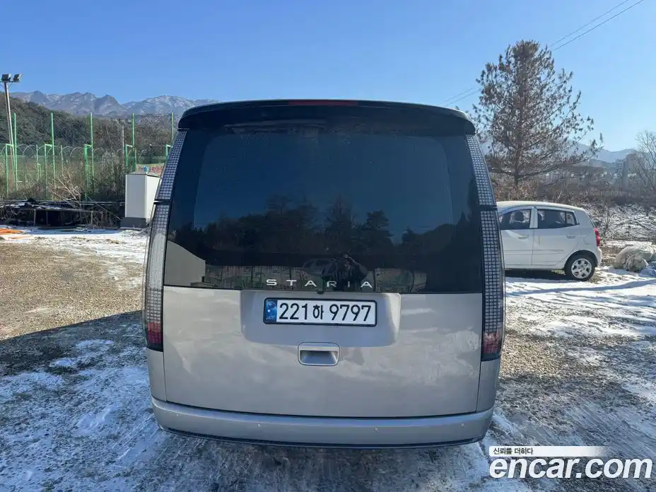 Hyundai Staria 2025 2.2 Автомат в Москве № 112010, фото 3